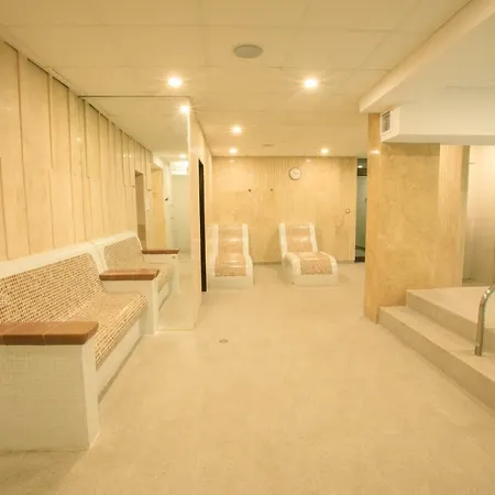 Hotel Perun 3*